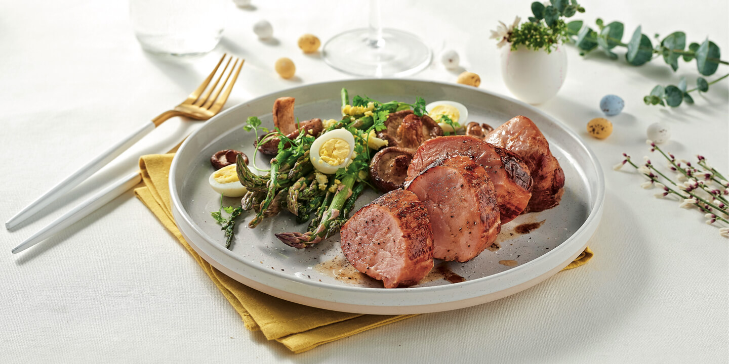 Filet pur de porc aux asperges et œufs de caille